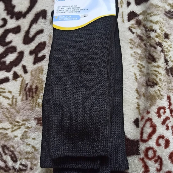 Dr Scholl's - Picture 3 of 9